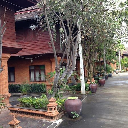 Отель Wiangjintra Lanna Living Ханг-Донг Экстерьер фото