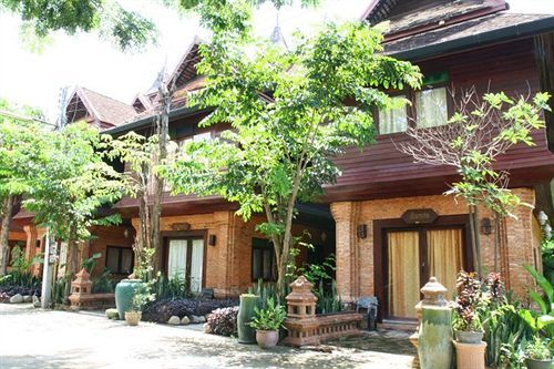 Отель Wiangjintra Lanna Living Ханг-Донг Экстерьер фото